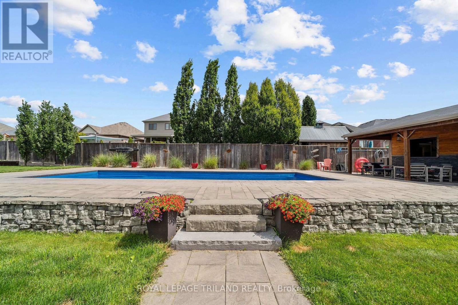 3194 Pincombe Drive, London South, Ontario  N6L 0B4 - Photo 46 - X13673758