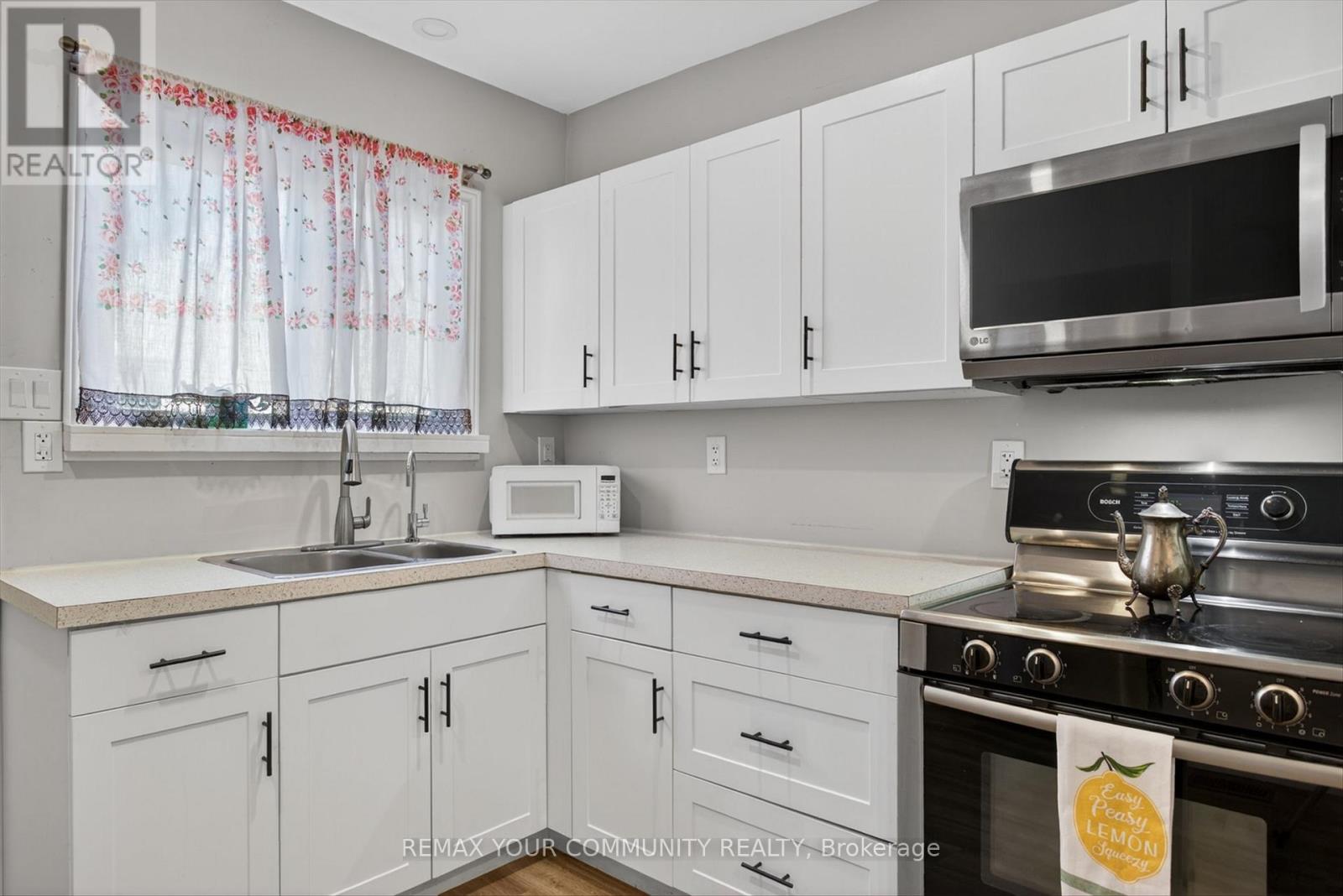 426 Wolsely Street, Peterborough, Ontario  K9H 5A5 - Photo 12 - X13691000