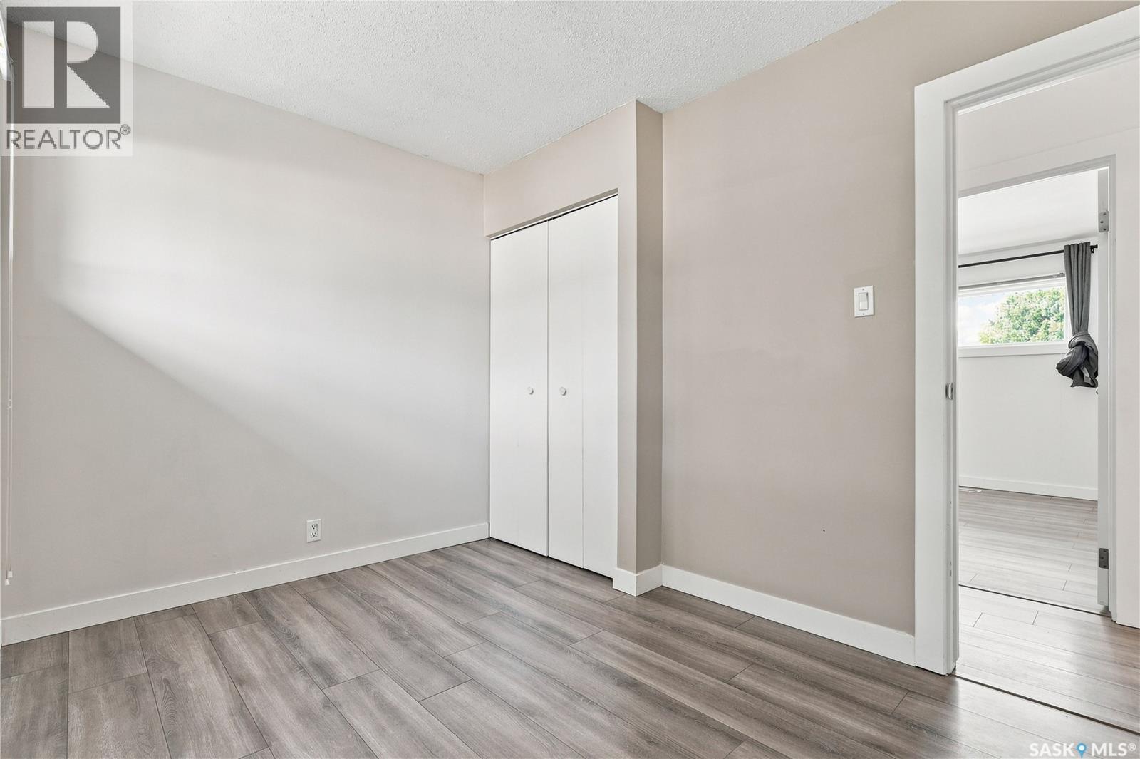 2325 Dufferin Avenue, Saskatoon, Saskatchewan  S7J 1C1 - Photo 27 - SK045927