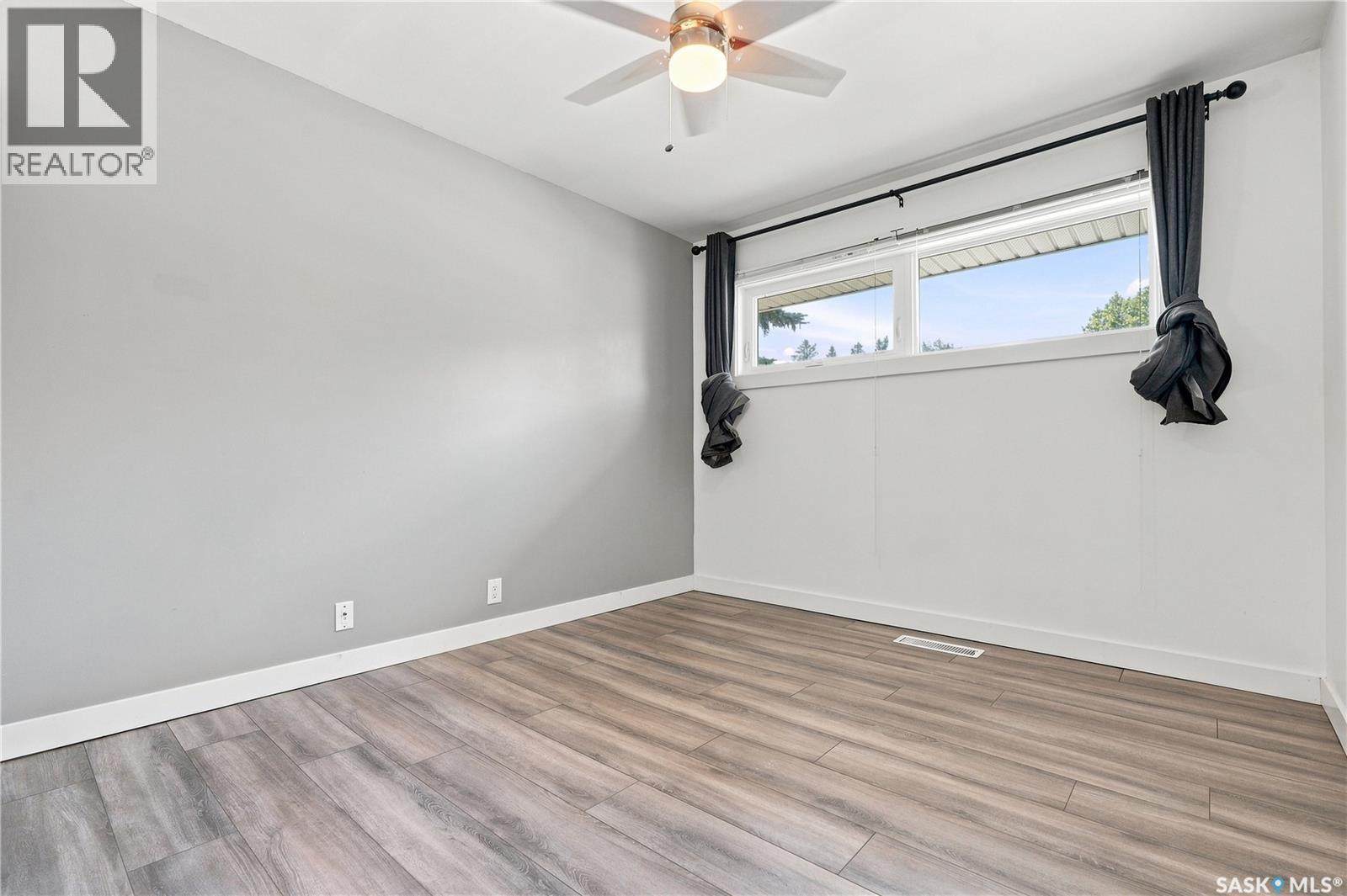 2325 Dufferin Avenue, Saskatoon, Saskatchewan  S7J 1C1 - Photo 35 - SK045927