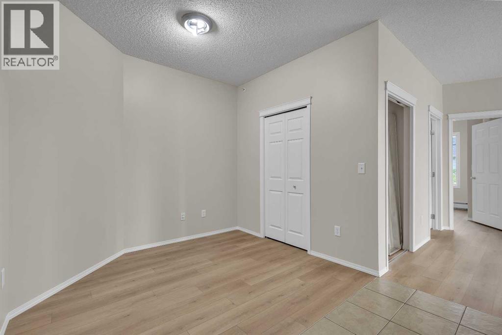 6307, 70 Panamount Drive NW, Calgary, Alberta  T3K 6G7 - Photo 5 - A2327252
