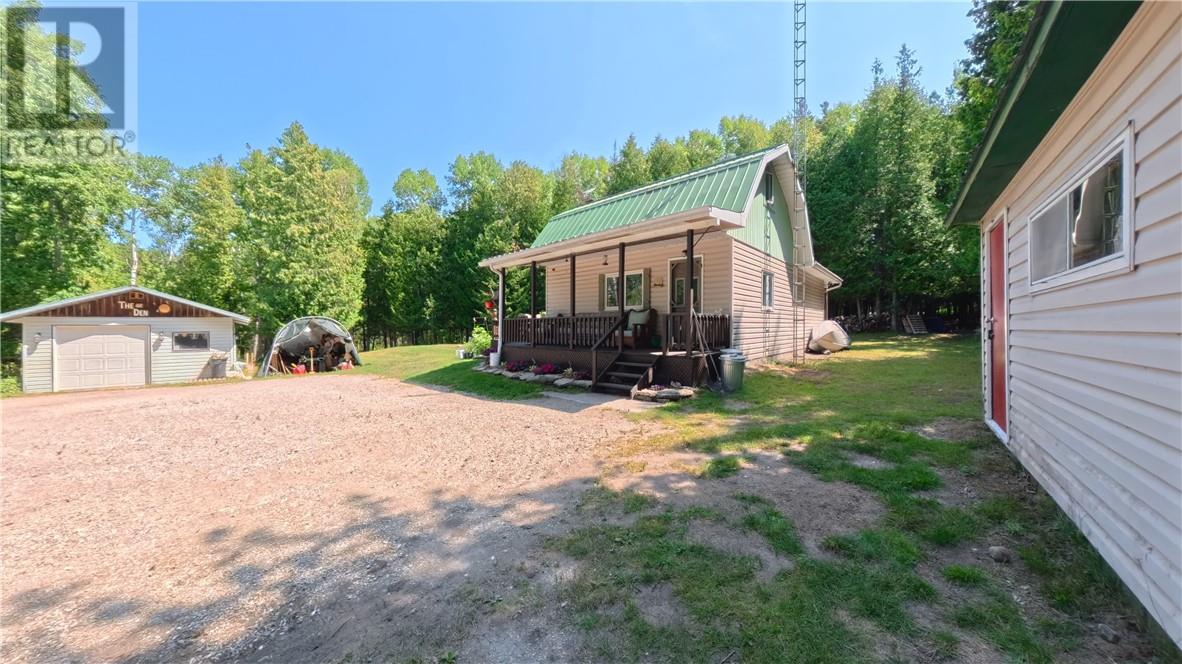 7 Oak Drive, Kagawong, Ontario  P0P 1J0 - Photo 33 - 2129819