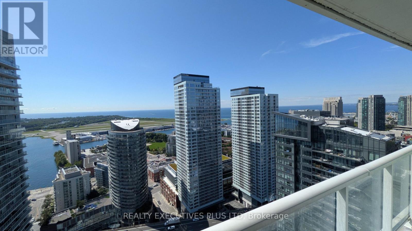 4002 - 85 QUEENS WHARF ROAD, Toronto, Ontario