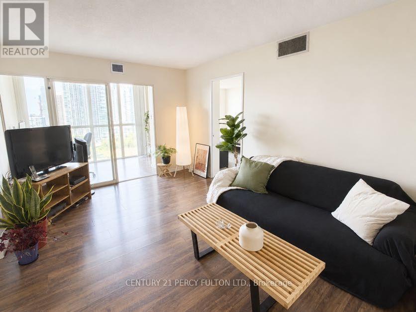 2006 - 285 Enfield Place, Mississauga, Ontario  L5B 3Y6 - Photo 2 - W13575450