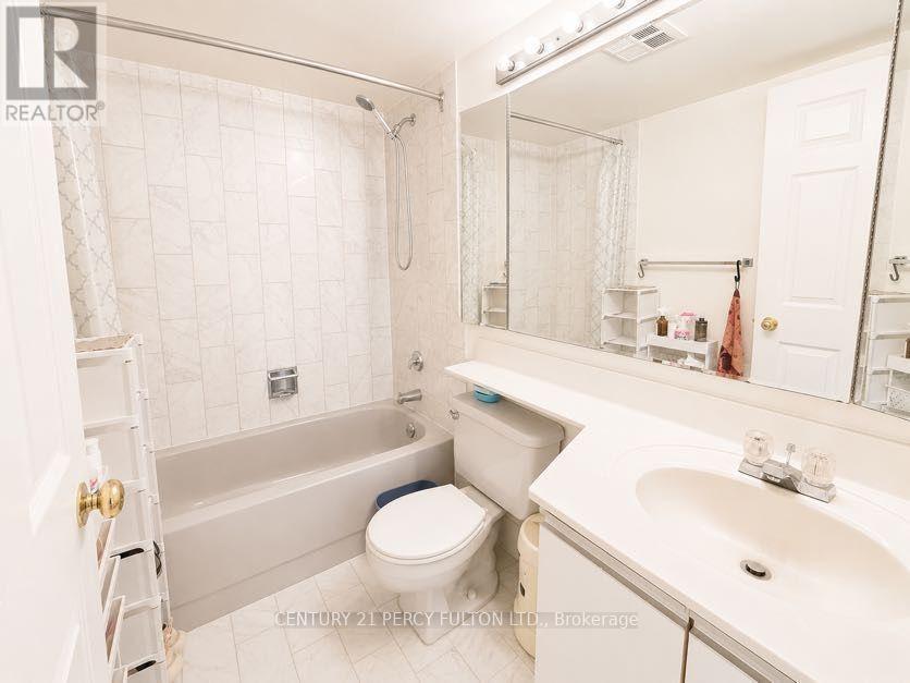 2006 - 285 Enfield Place, Mississauga, Ontario  L5B 3Y6 - Photo 14 - W13575450