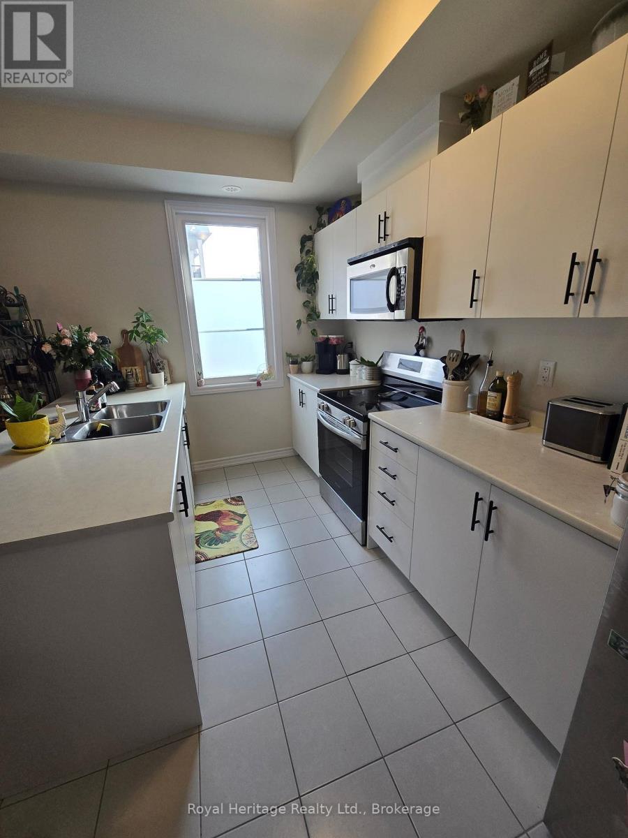 2047 Prestonvale Road, Clarington, Ontario  L1E 2S2 - Photo 4 - E13691188