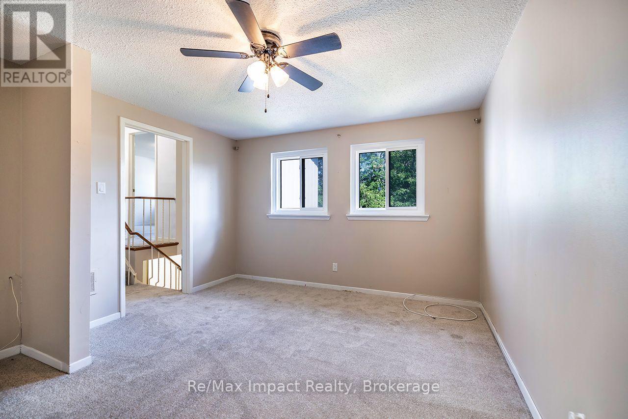 25 Tompkins Lane, Ajax, Ontario  L1S 3L7 - Photo 12 - E13691320