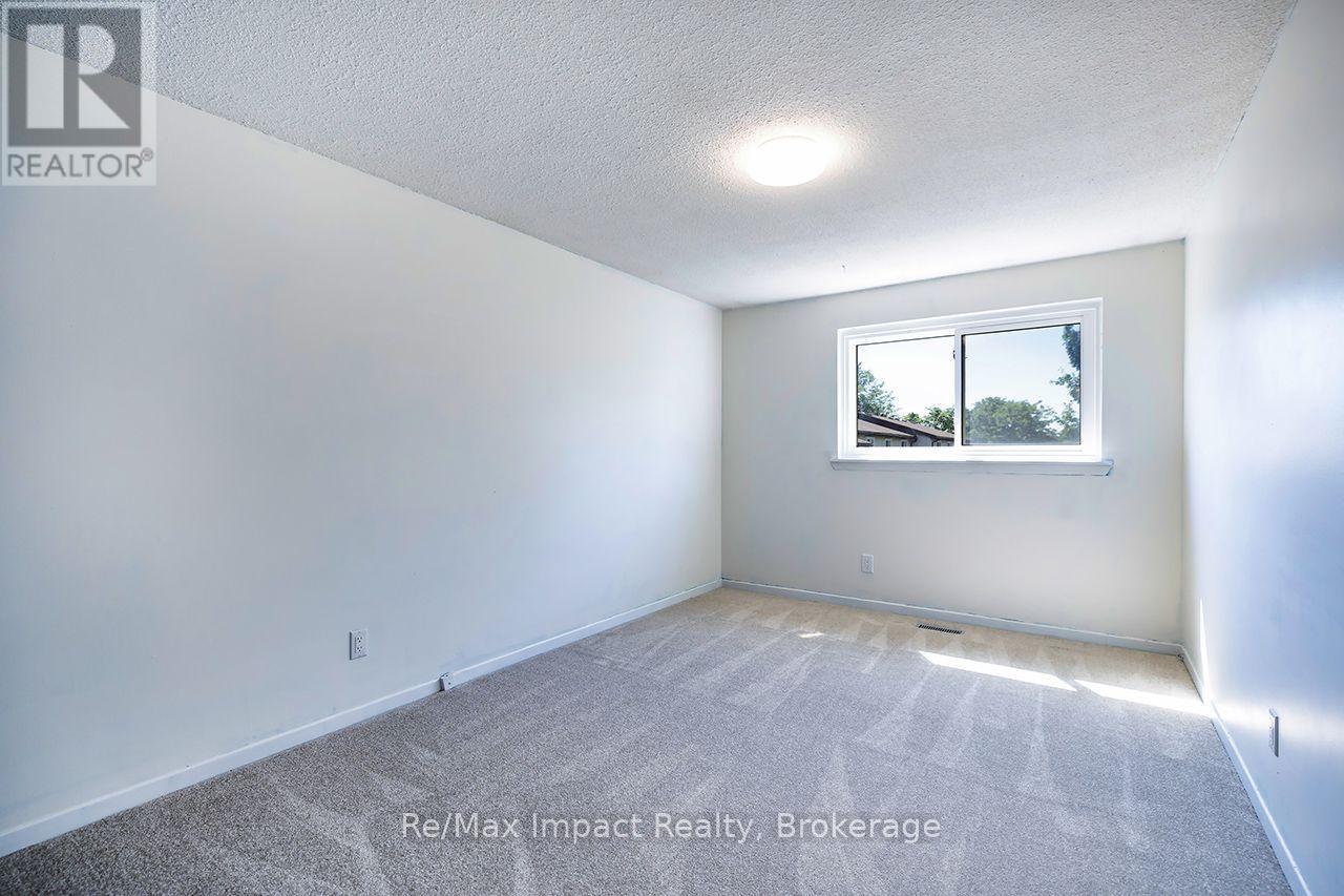 25 Tompkins Lane, Ajax, Ontario  L1S 3L7 - Photo 17 - E13691320