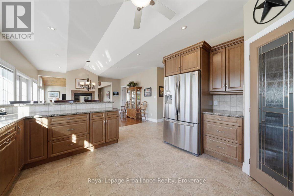 256 Peninsula Road, Havelock-Belmont-Methuen, Ontario  K0L 1Z0 - Photo 12 - X13691178