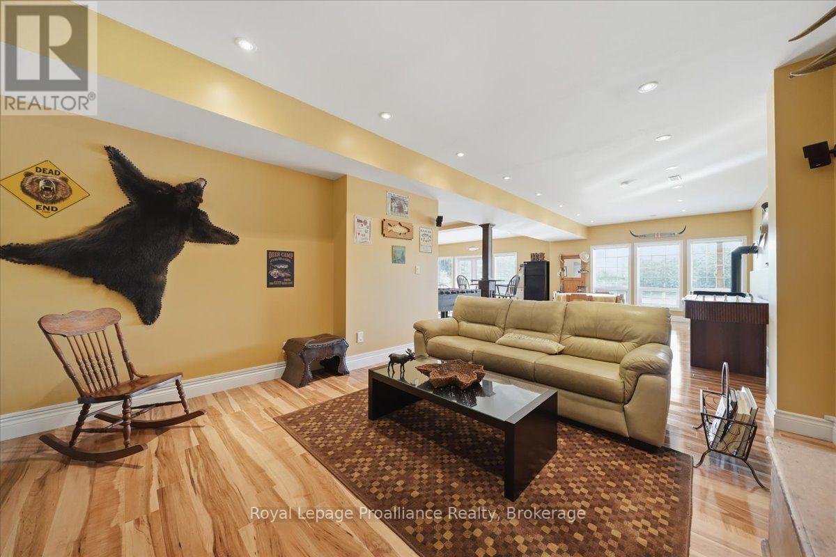 256 Peninsula Road, Havelock-Belmont-Methuen, Ontario  K0L 1Z0 - Photo 34 - X13691178