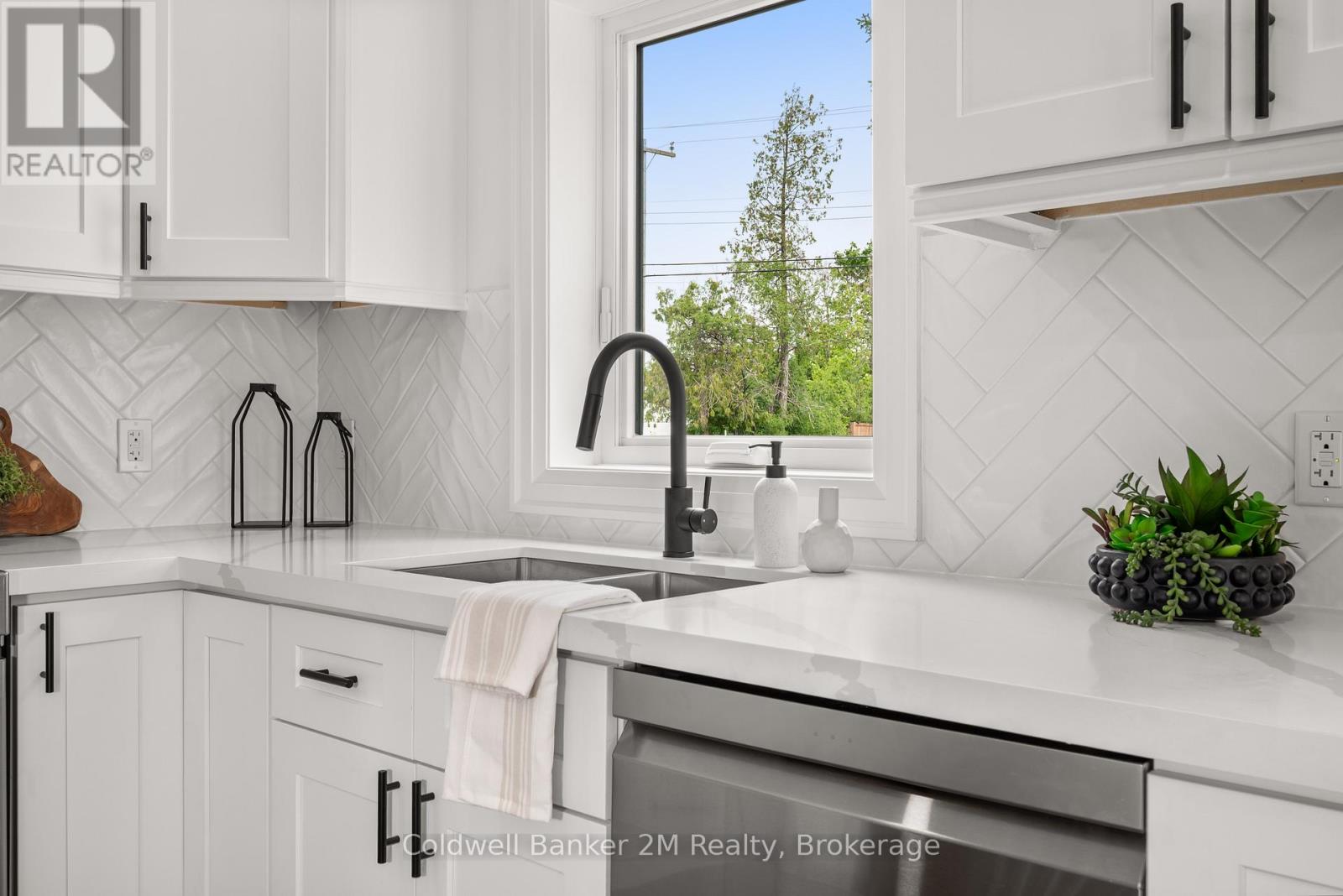 64 Head Street, Kawartha Lakes, Ontario  K0M 1A0 - Photo 13 - X13691190