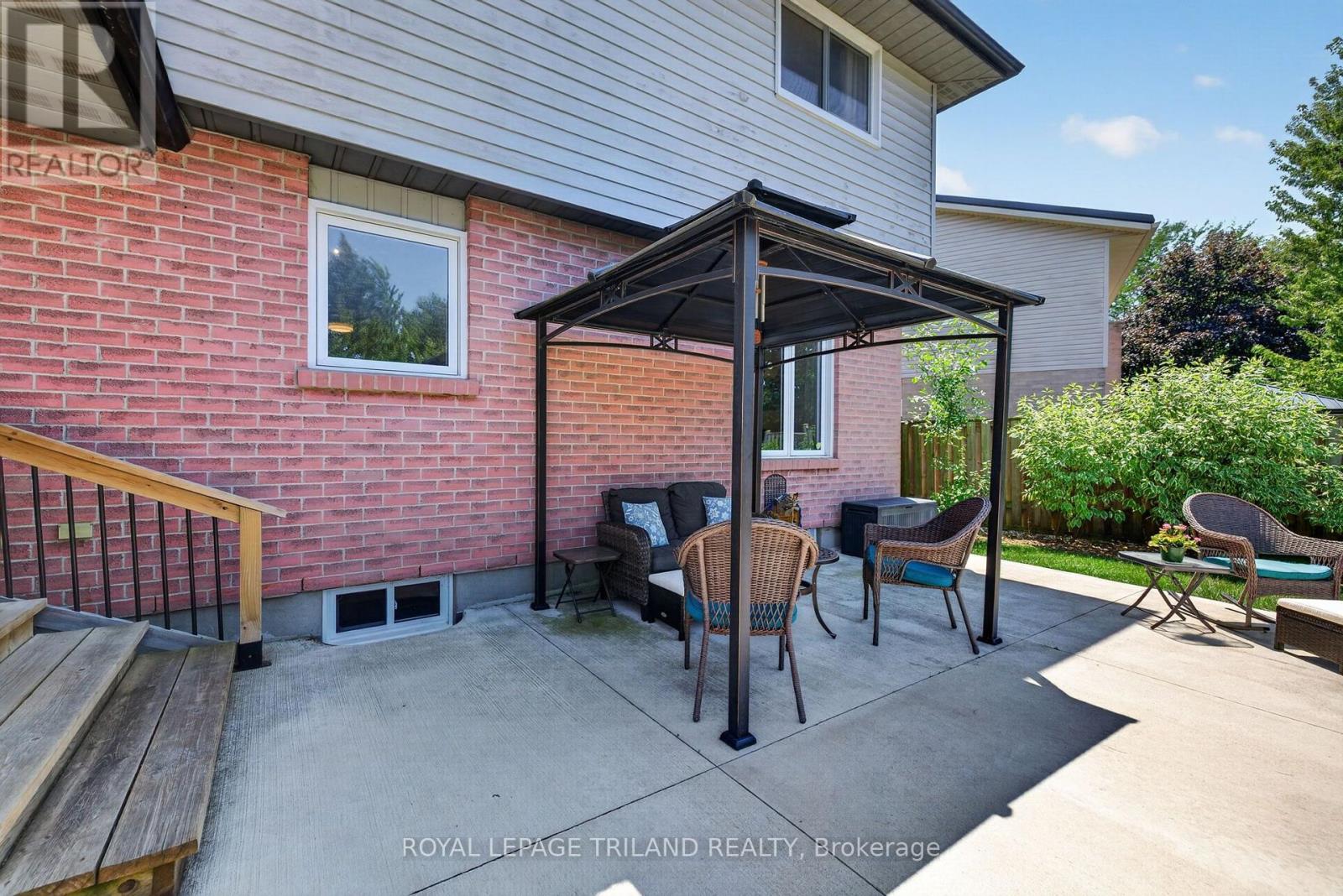 1077 Mahogany Crescent, London North, Ontario  N6H 4V8 - Photo 33 - X13691432