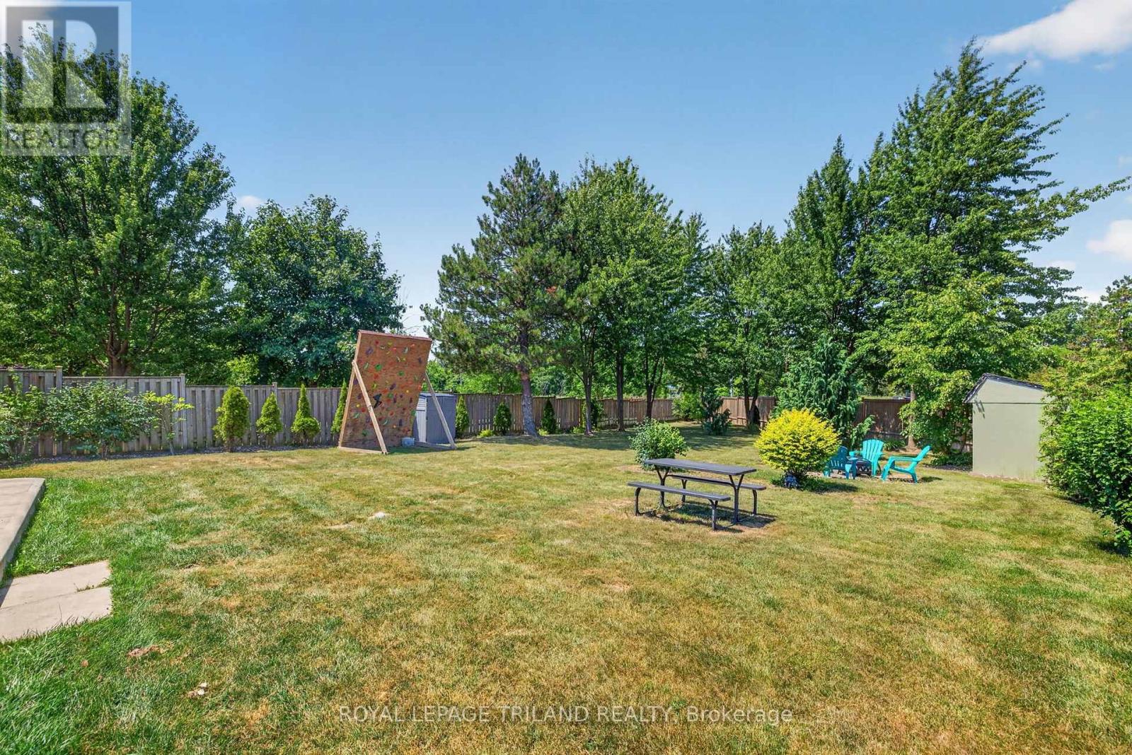 1077 Mahogany Crescent, London North, Ontario  N6H 4V8 - Photo 35 - X13691432