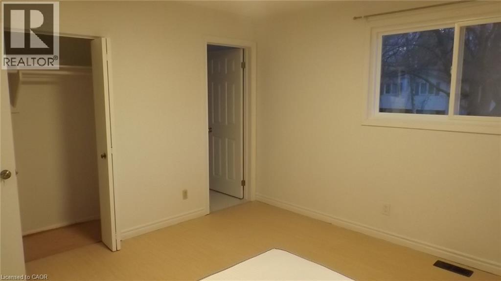 68 Austin Drive, Waterloo, Ontario  N2L 3Y4 - Photo 10 - 40837310
