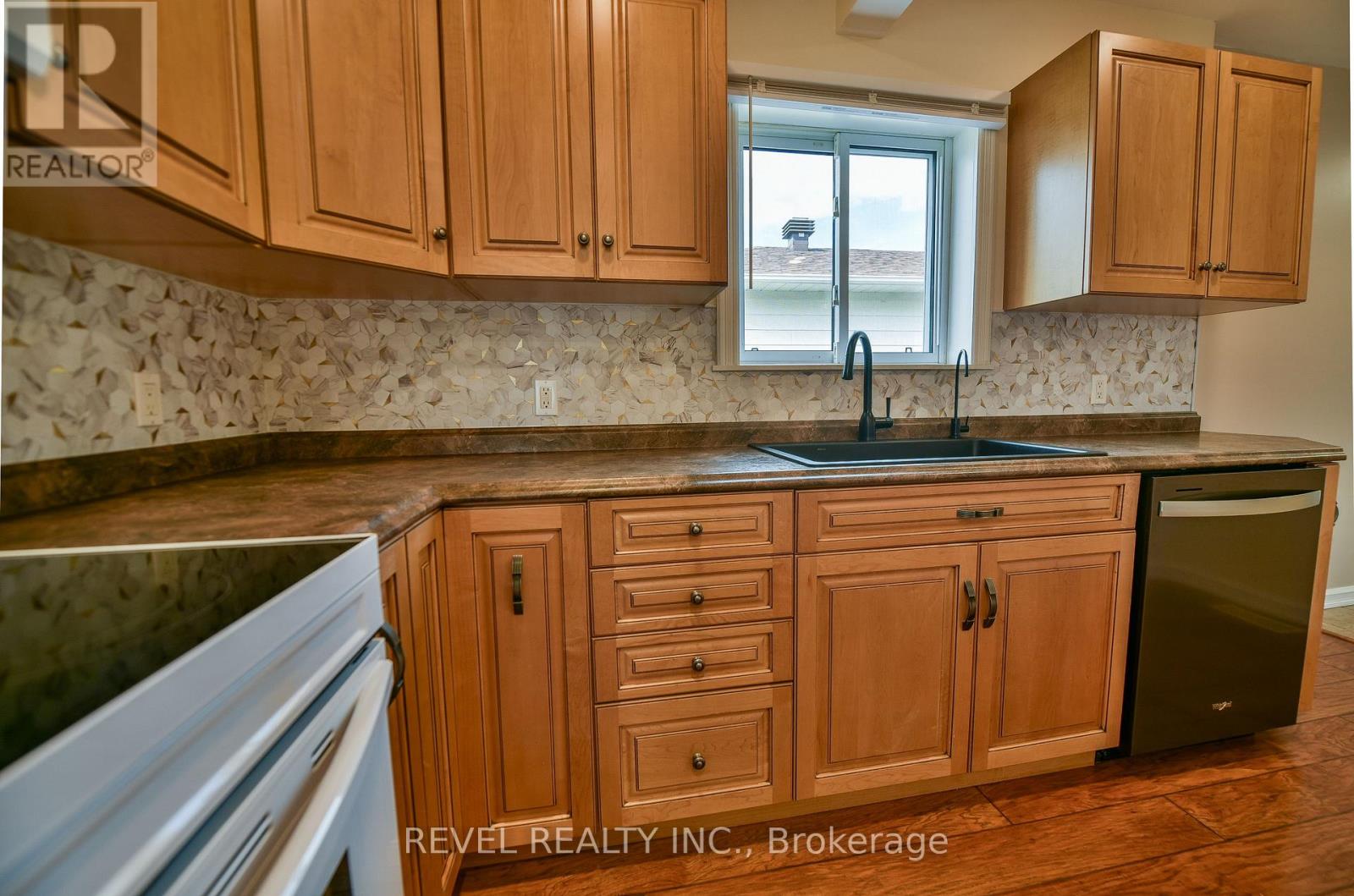 548 Cedar Street S, Timmins, Ontario  P4N 2J5 - Photo 11 - T13691126