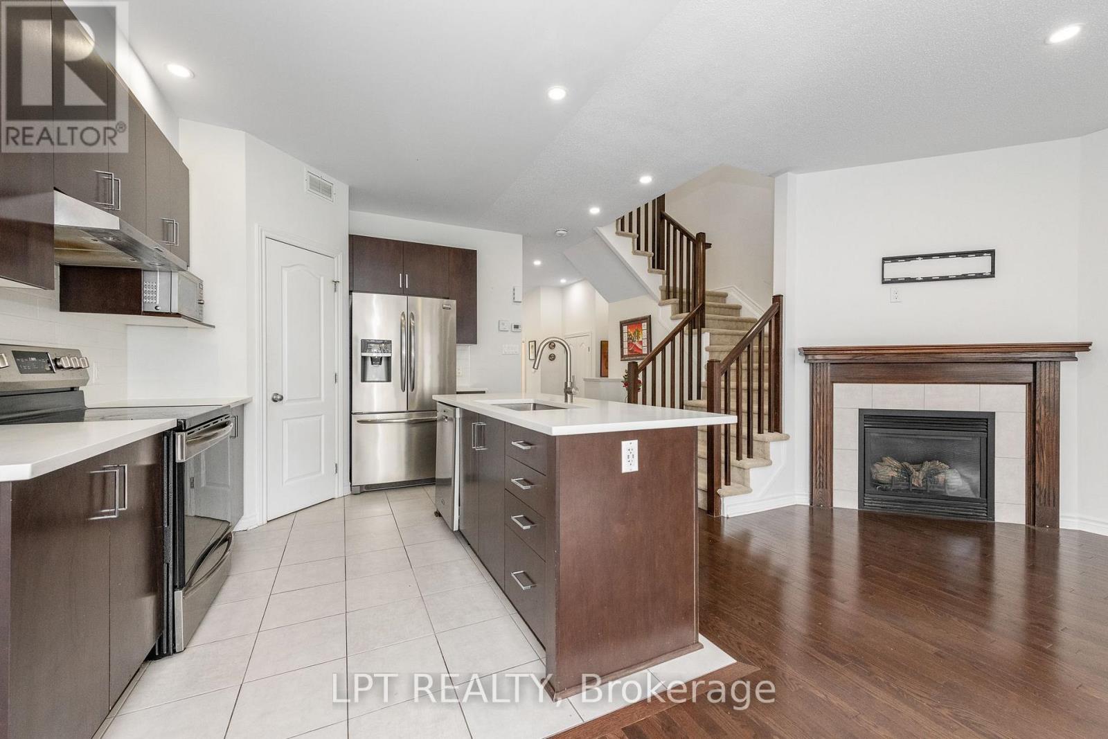 181 Manorwood Crescent, Ottawa, Ontario  K1T 3T8 - Photo 11 - X13691108