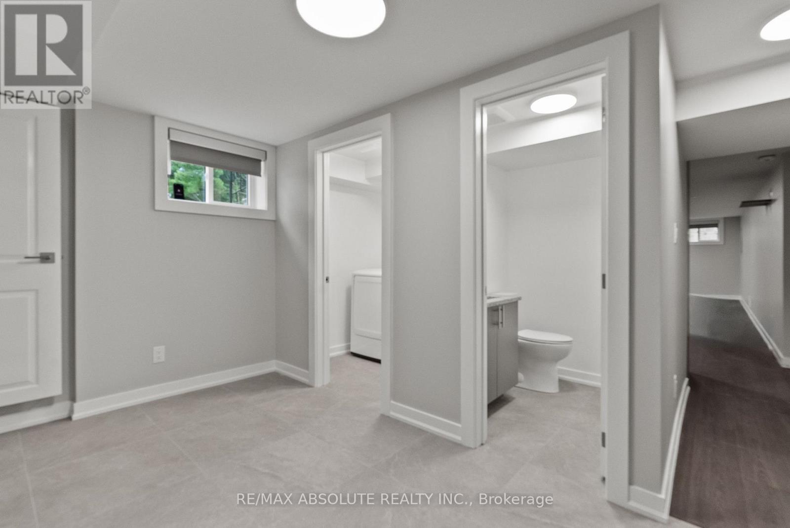 Unit B (Basement) - 403 Pleasant Park Road, Ottawa, Ontario K1H 5M9 - Photo 7 - X13691120