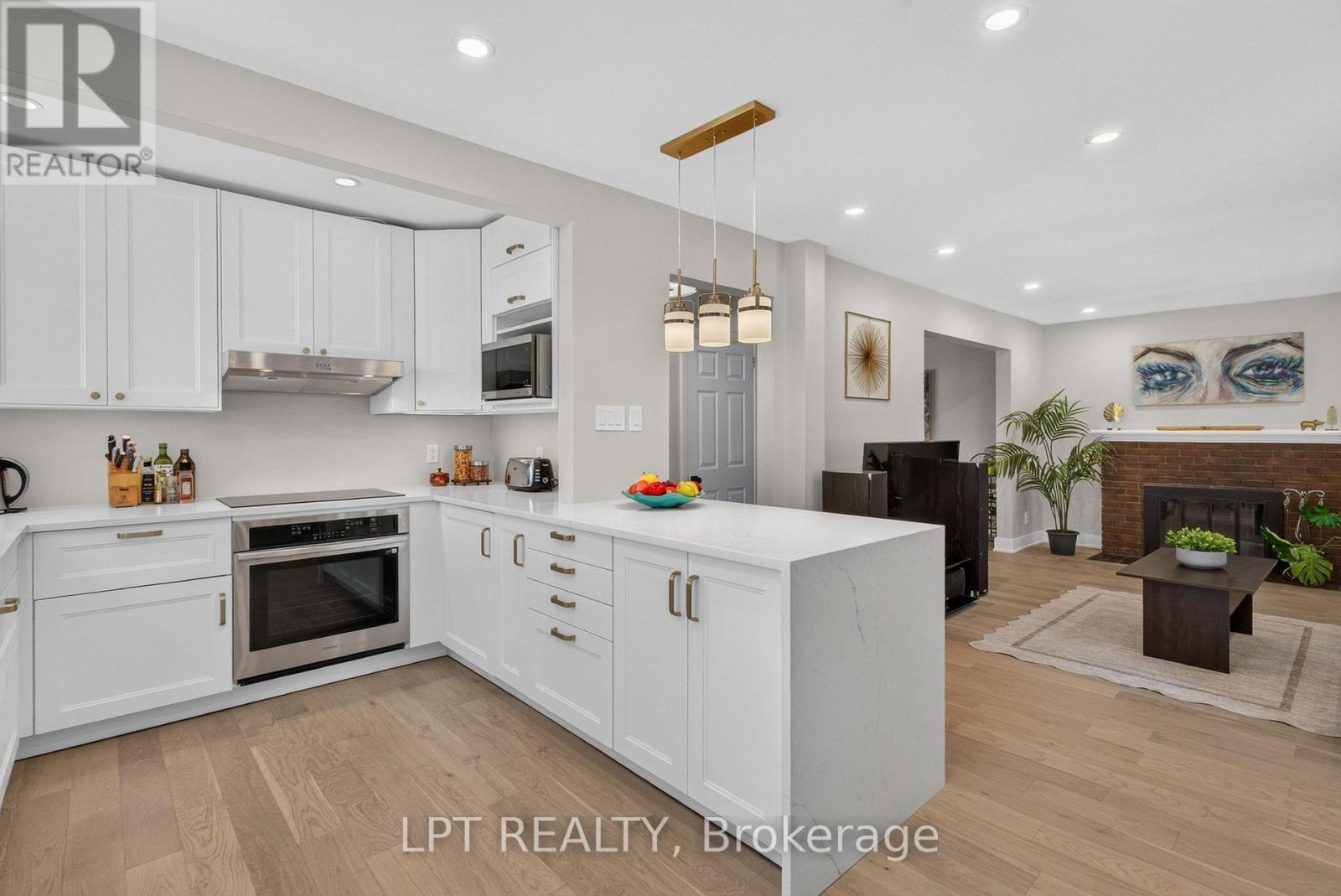 337 Joffre-Belanger Way, Ottawa, Ontario K1L 5K5 - Photo 4 - X13691134