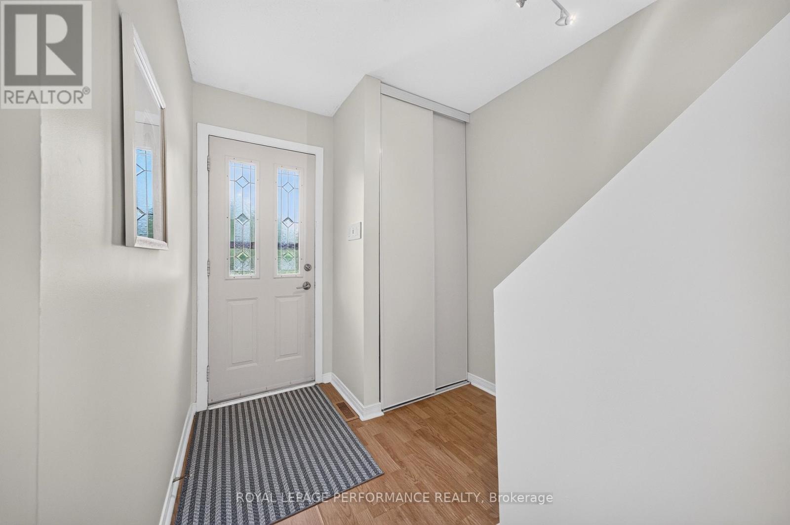 10 - 1288 Belgate Way, Ottawa, Ontario K1J 8P9 - Photo 2 - X13691210