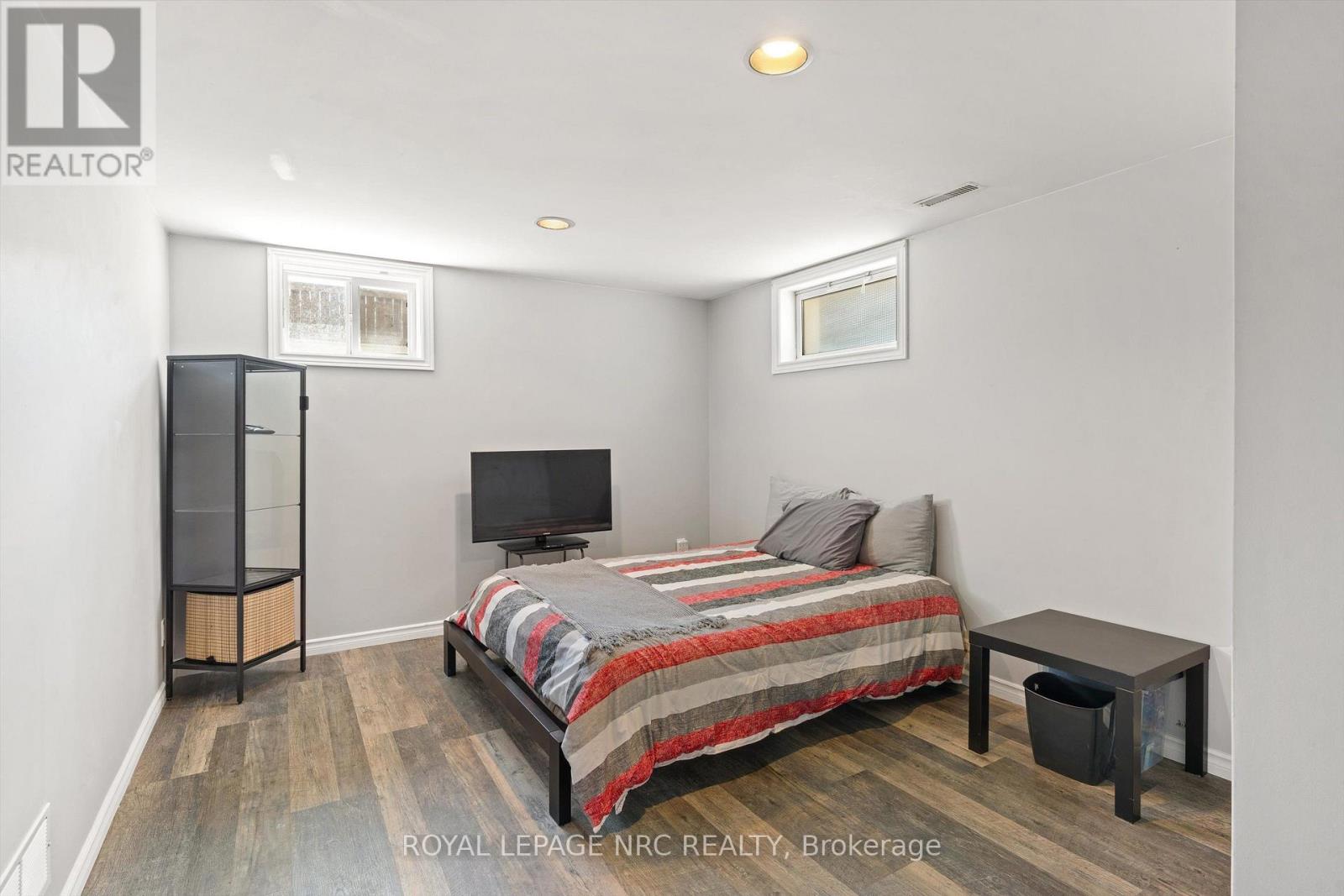 64 Welland Street N, Thorold, Ontario  L2V 2C1 - Photo 31 - X13691150
