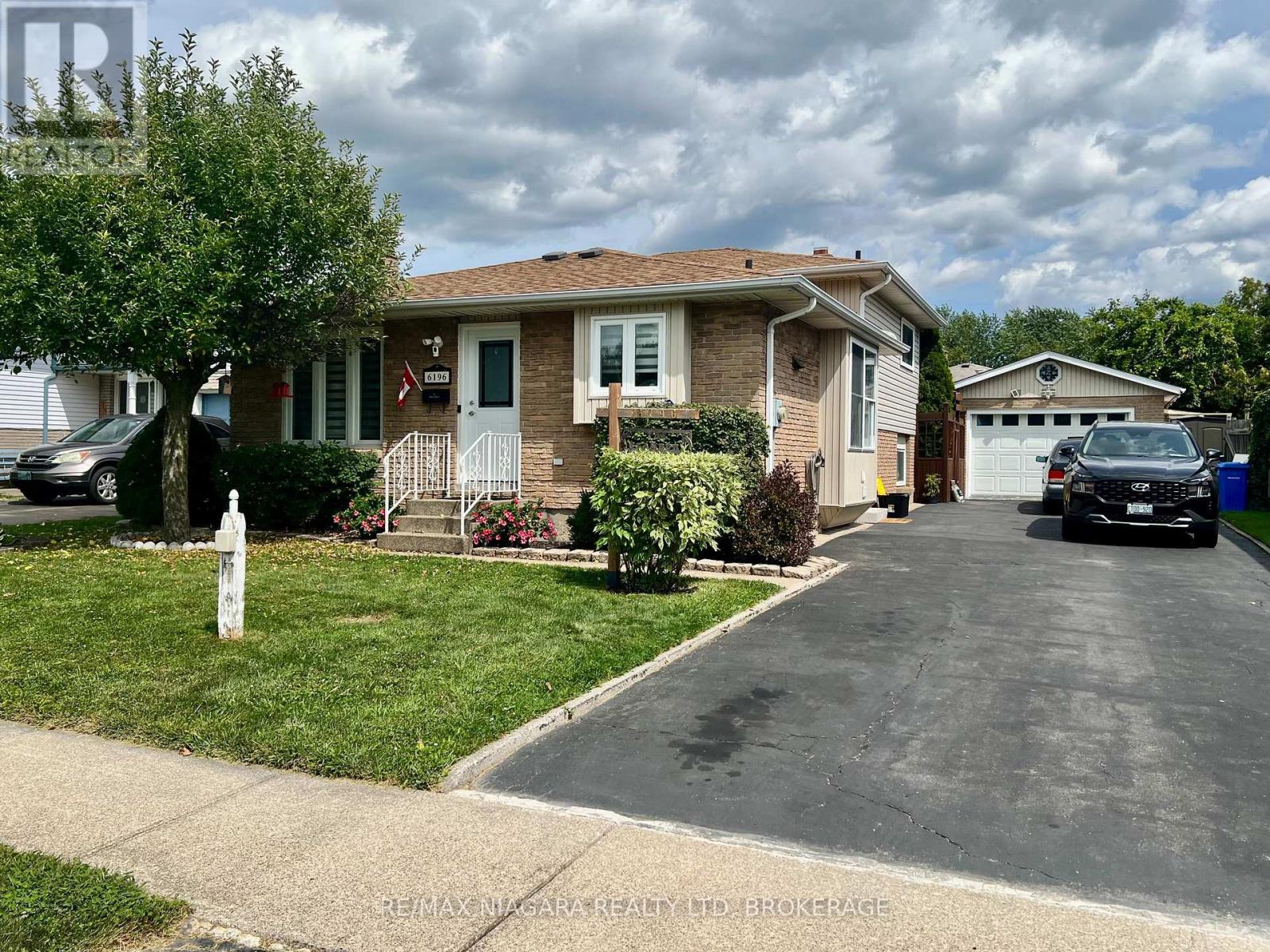 6196 Kirkland Drive, Niagara Falls, Ontario  L2H 2A6 - Photo 3 - X13691292