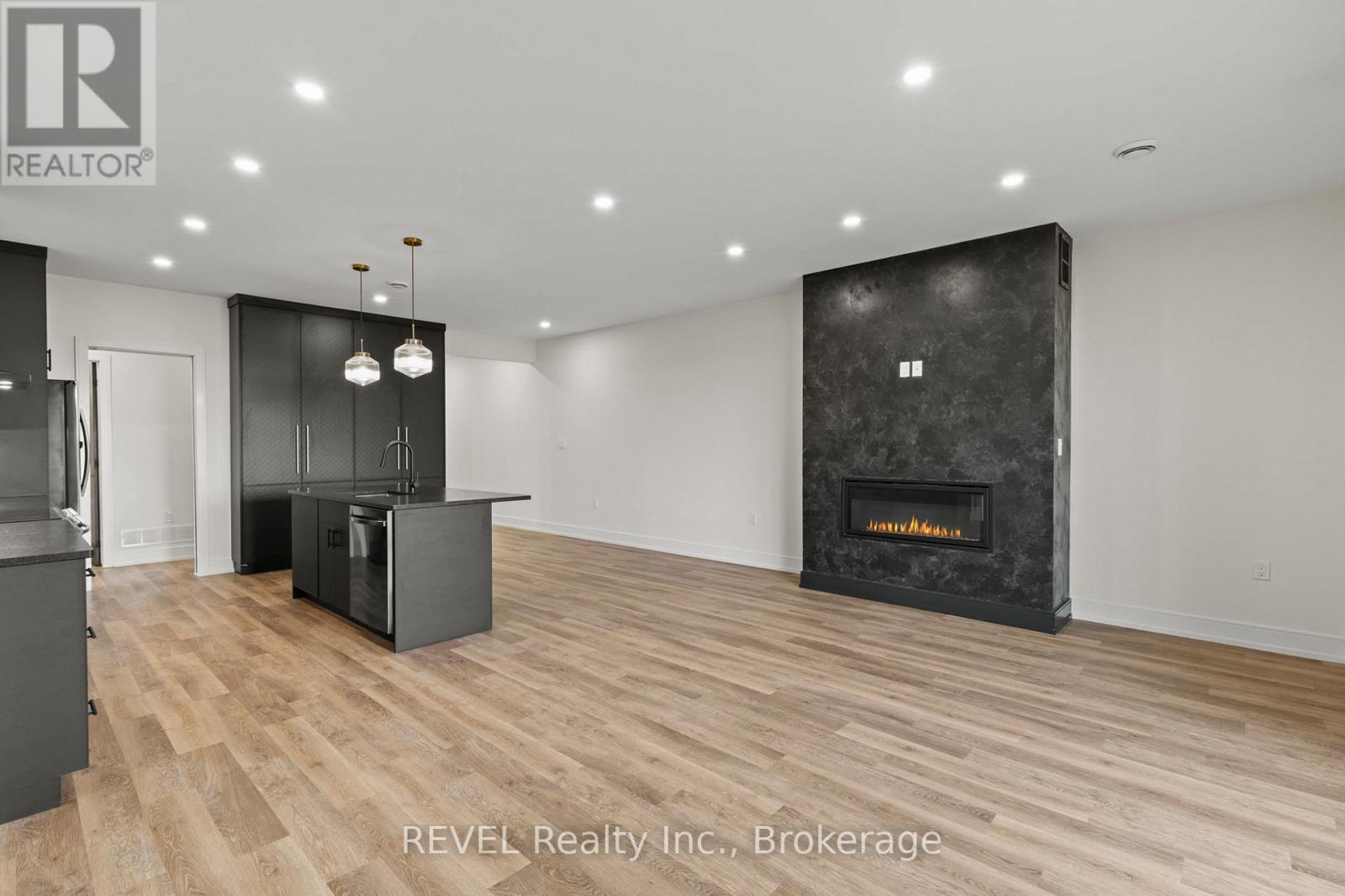 Main Floor - 97 Port Robinson Road, Pelham, Ontario  L3B 5N5 - Photo 11 - X13691412