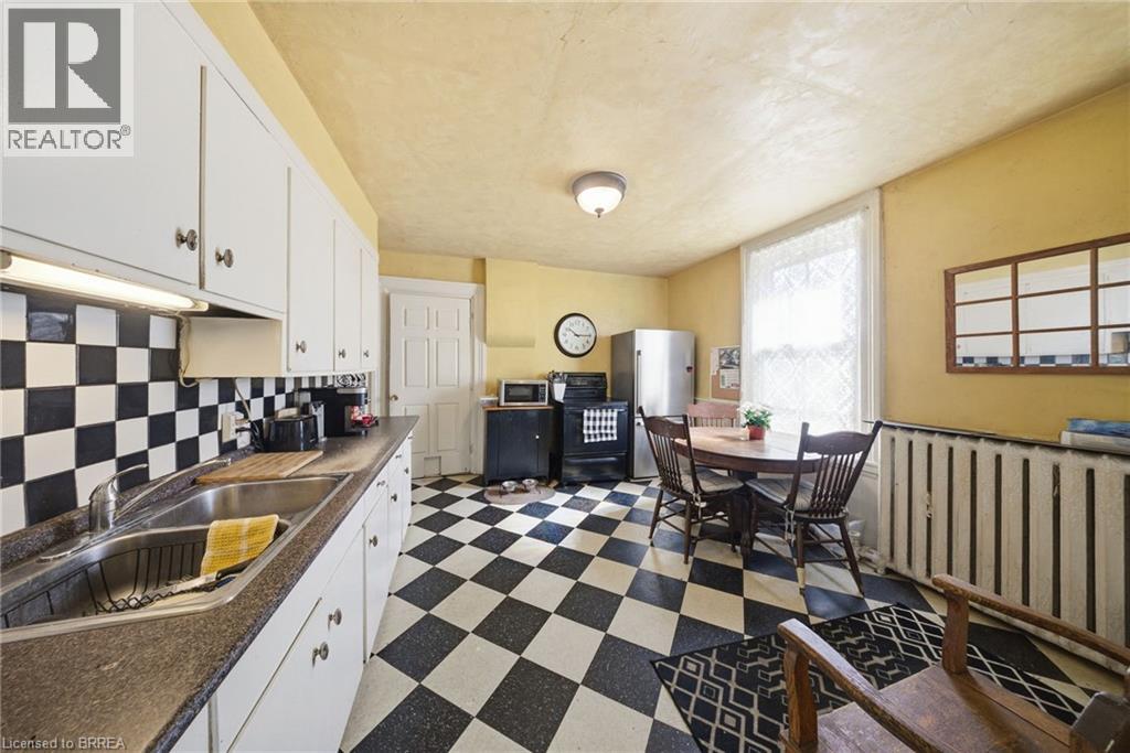 54 Mary Street, Brantford, Ontario  N3S 3B1 - Photo 7 - 40856753