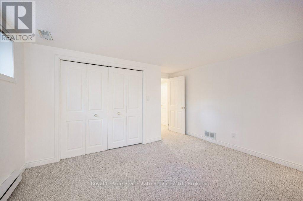 349 Wedgewood Drive, Oakville, Ontario  L6J 4R6 - Photo 32 - W13691370