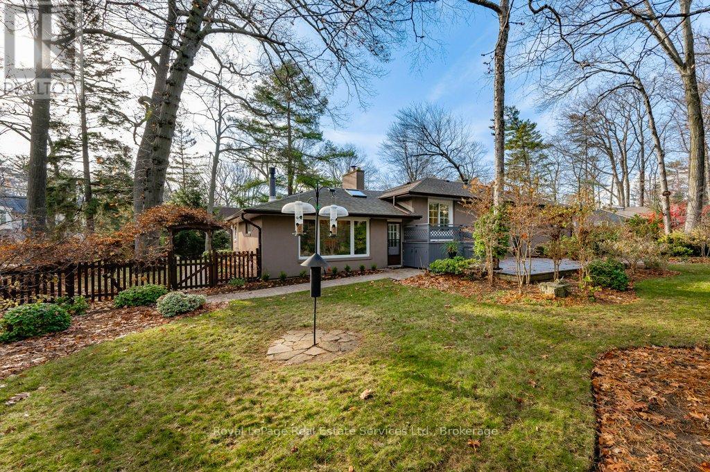 349 Wedgewood Drive, Oakville, Ontario  L6J 4R6 - Photo 38 - W13691370