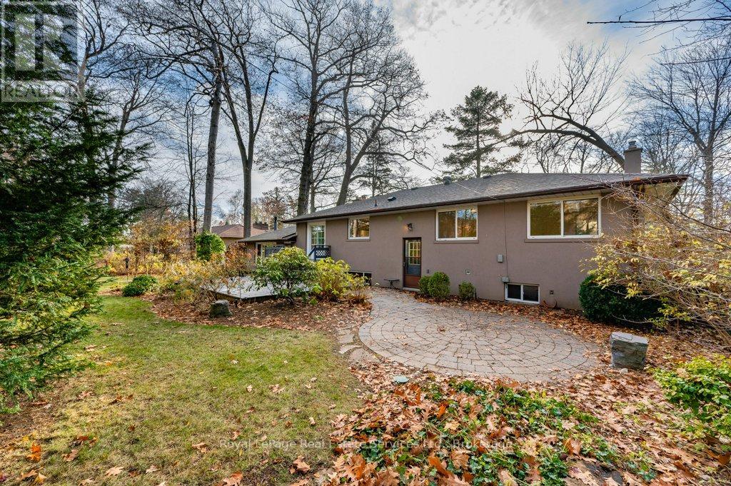 349 Wedgewood Drive, Oakville, Ontario  L6J 4R6 - Photo 40 - W13691370