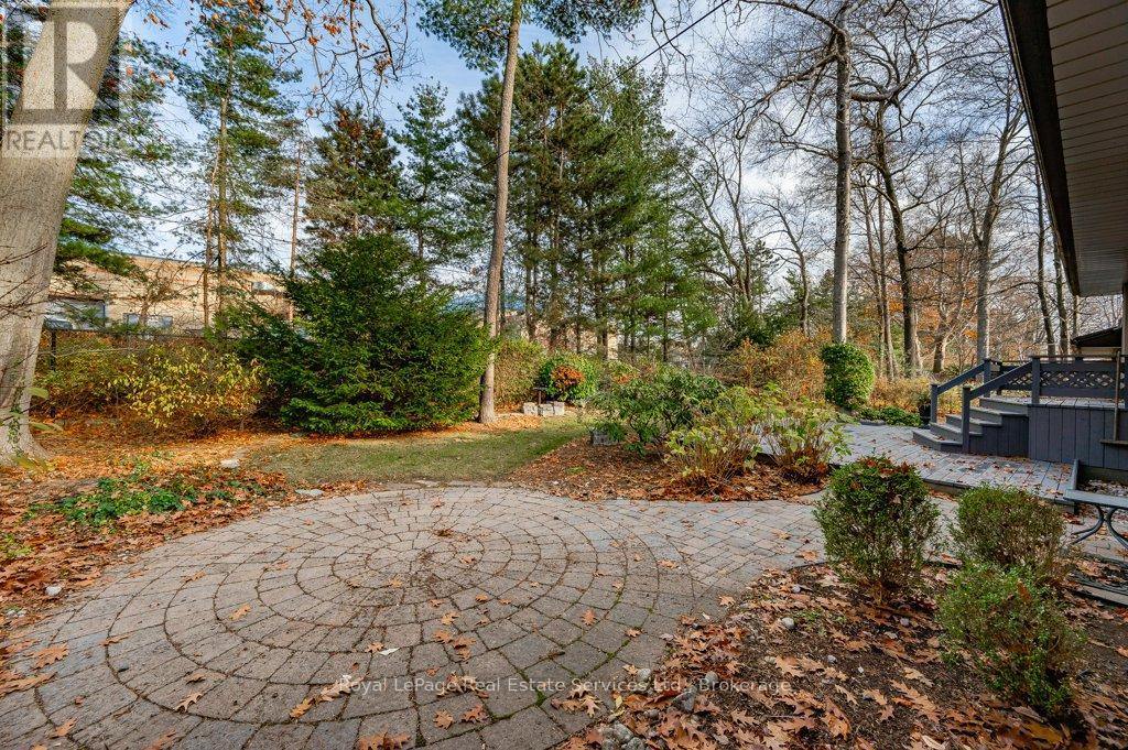 349 Wedgewood Drive, Oakville, Ontario  L6J 4R6 - Photo 41 - W13691370