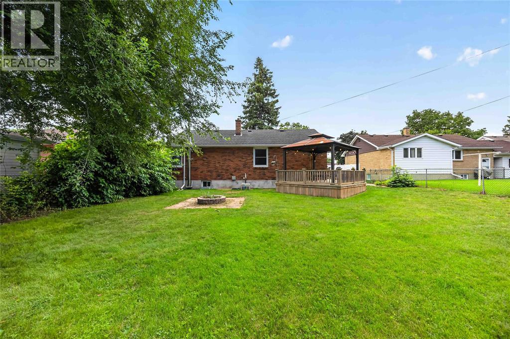 1108 Errol Road East, Sarnia, Ontario  N7S 2E9 - Photo 39 - 26017971