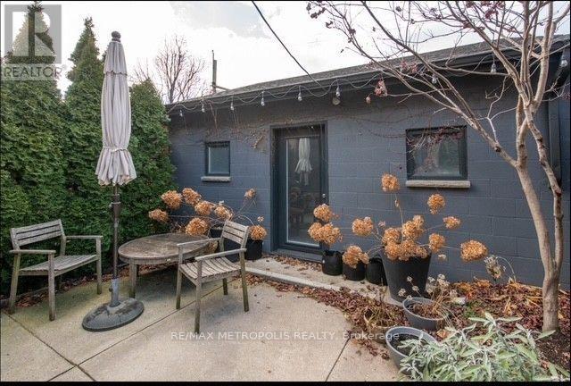Main Floor - 72 Grace Street, Toronto, Ontario  M6J 2S2 - Photo 12 - C13691242