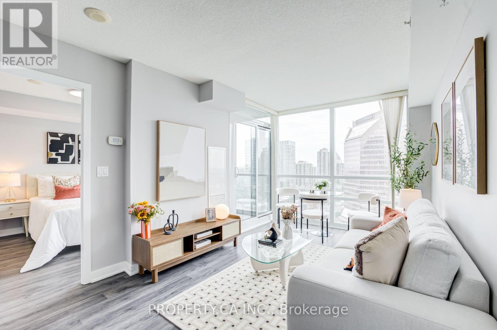 1701 - 5740 Yonge Street, Toronto, Ontario  M2M 0B1 - Photo 2 - C13691314