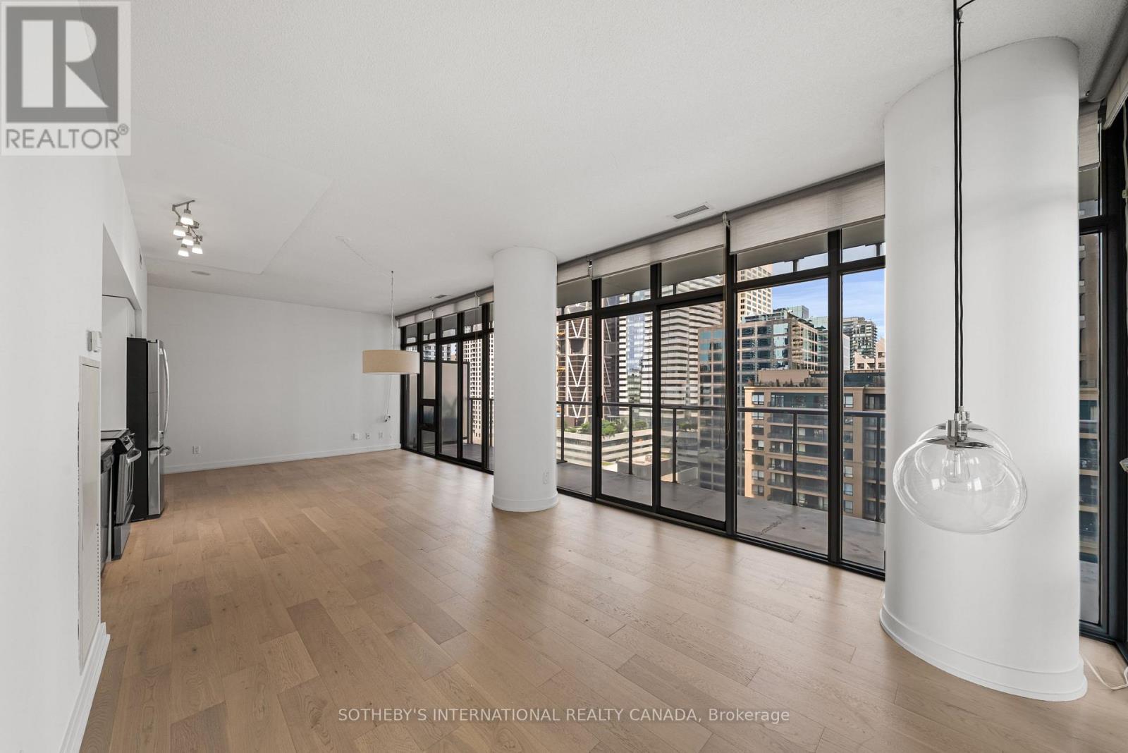 1611 - 33 Charles Street E, Toronto, Ontario  M4Y 0A2 - Photo 10 - C13691316