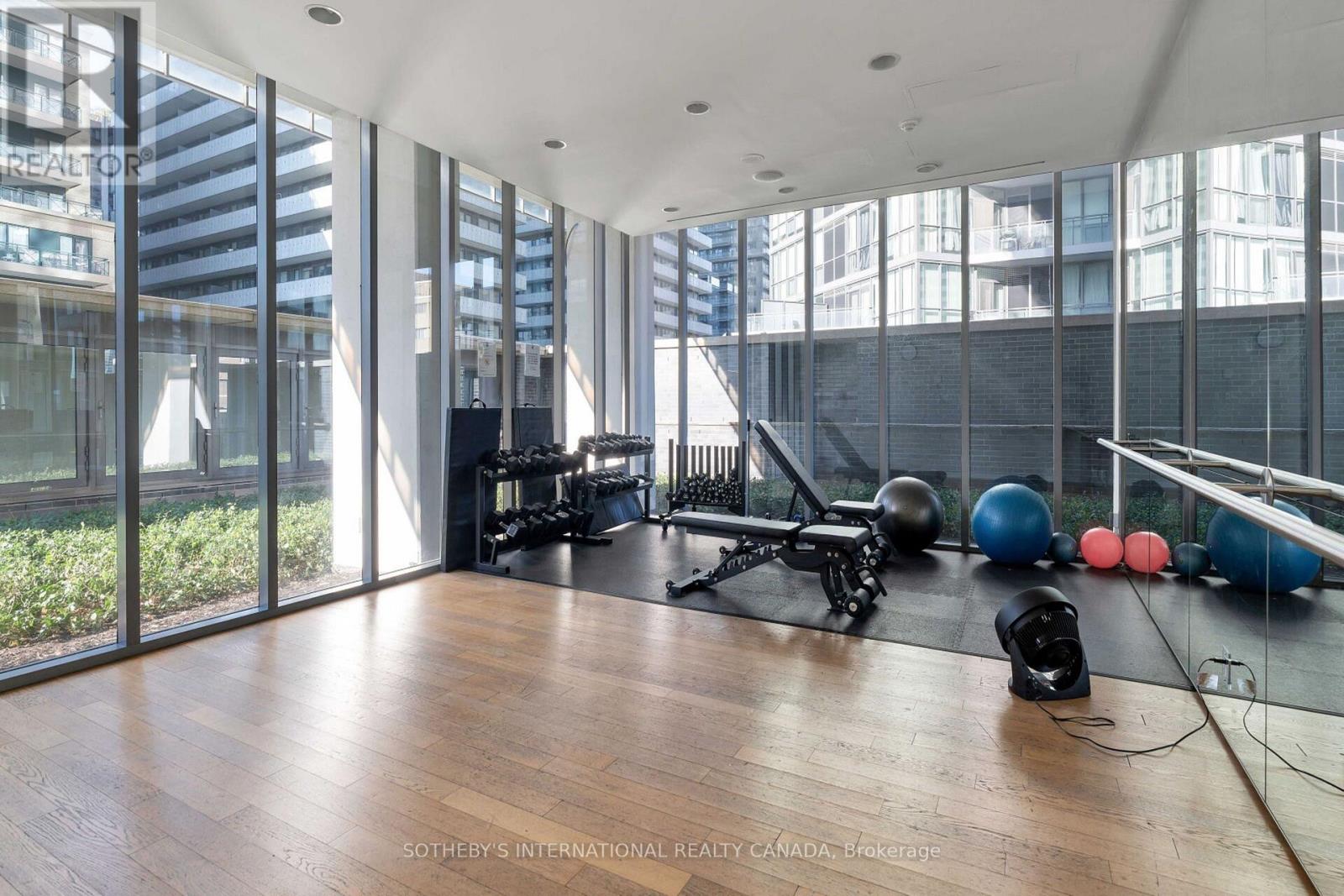 1611 - 33 Charles Street E, Toronto, Ontario  M4Y 0A2 - Photo 30 - C13691316