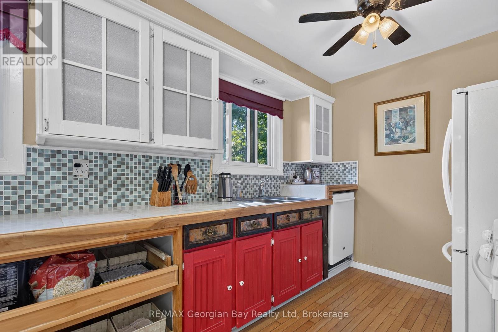 329 Church Street, Penetanguishene, Ontario  L9M 1G5 - Photo 12 - S13691296