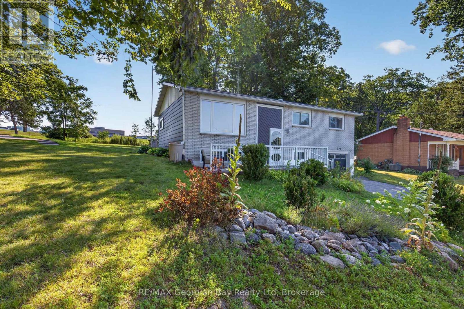 329 Church Street, Penetanguishene, Ontario  L9M 1G5 - Photo 32 - S13691296