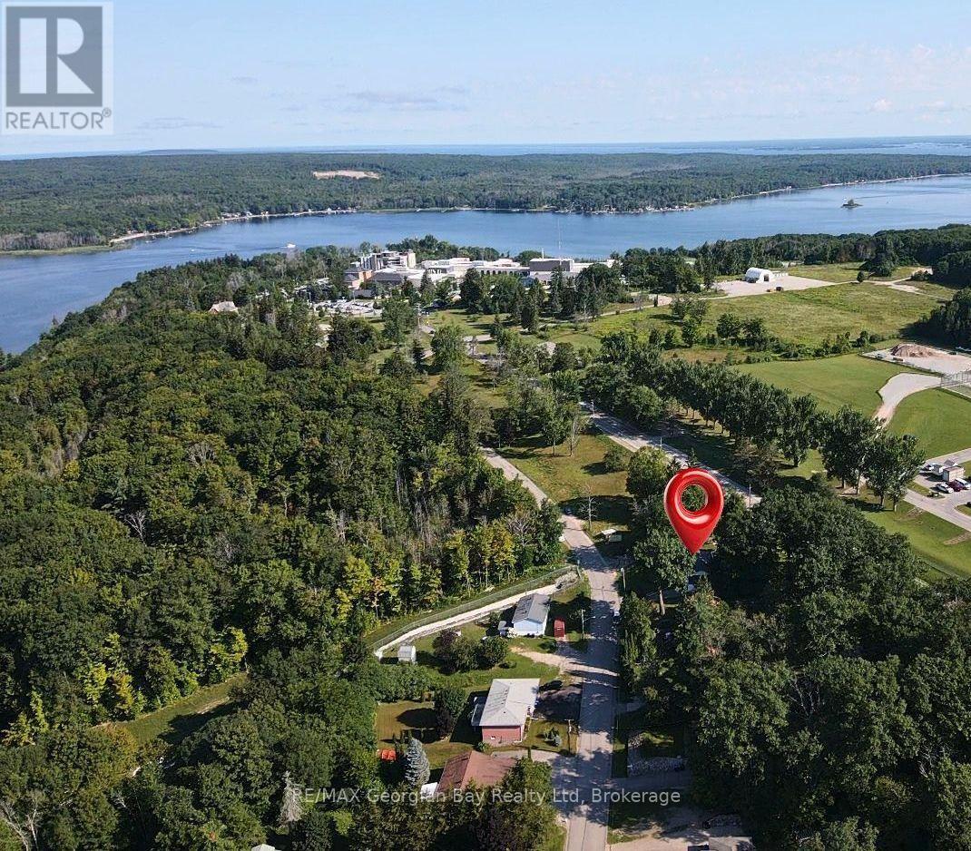 329 Church Street, Penetanguishene, Ontario  L9M 1G5 - Photo 34 - S13691296