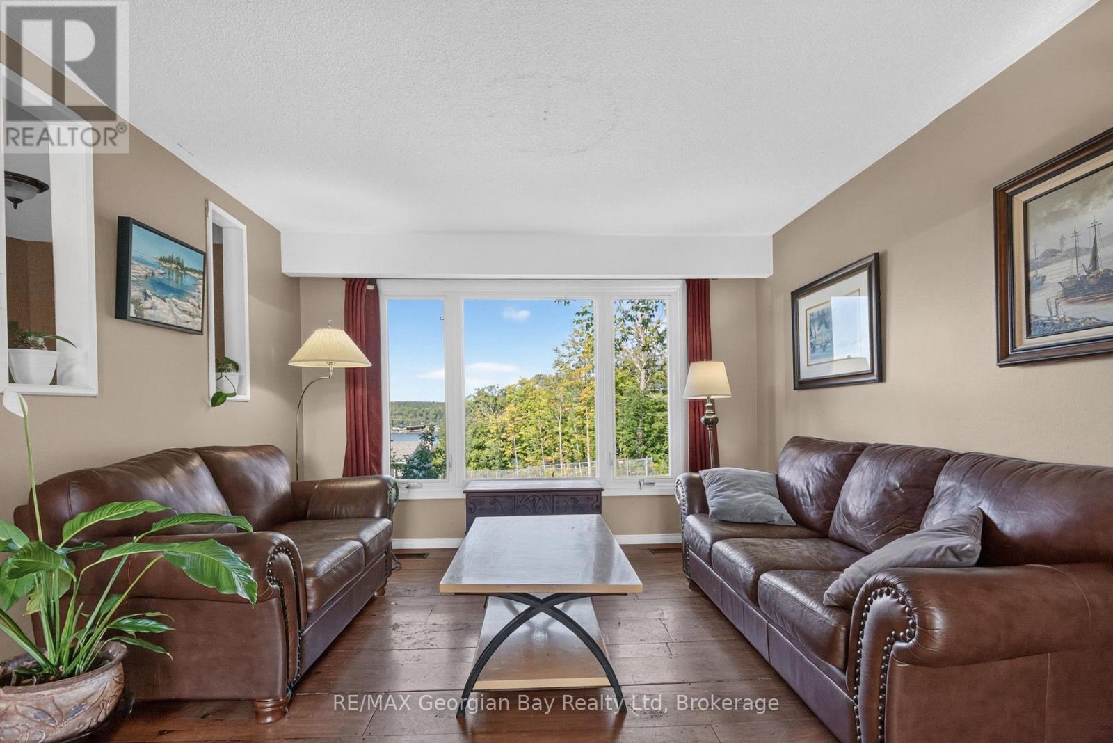 329 Church Street, Penetanguishene, Ontario  L9M 1G5 - Photo 4 - S13691296