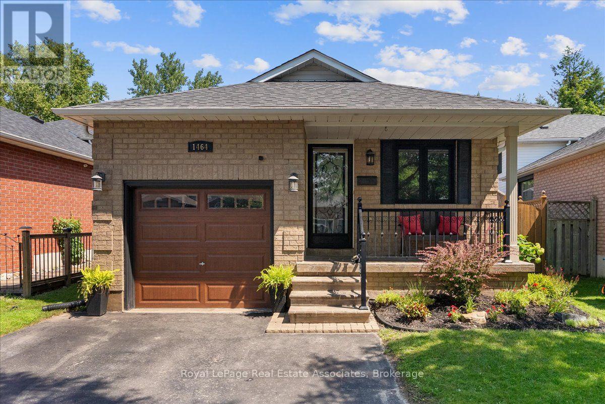 1464 TROWBRIDGE DRIVE, Oshawa, Ontario