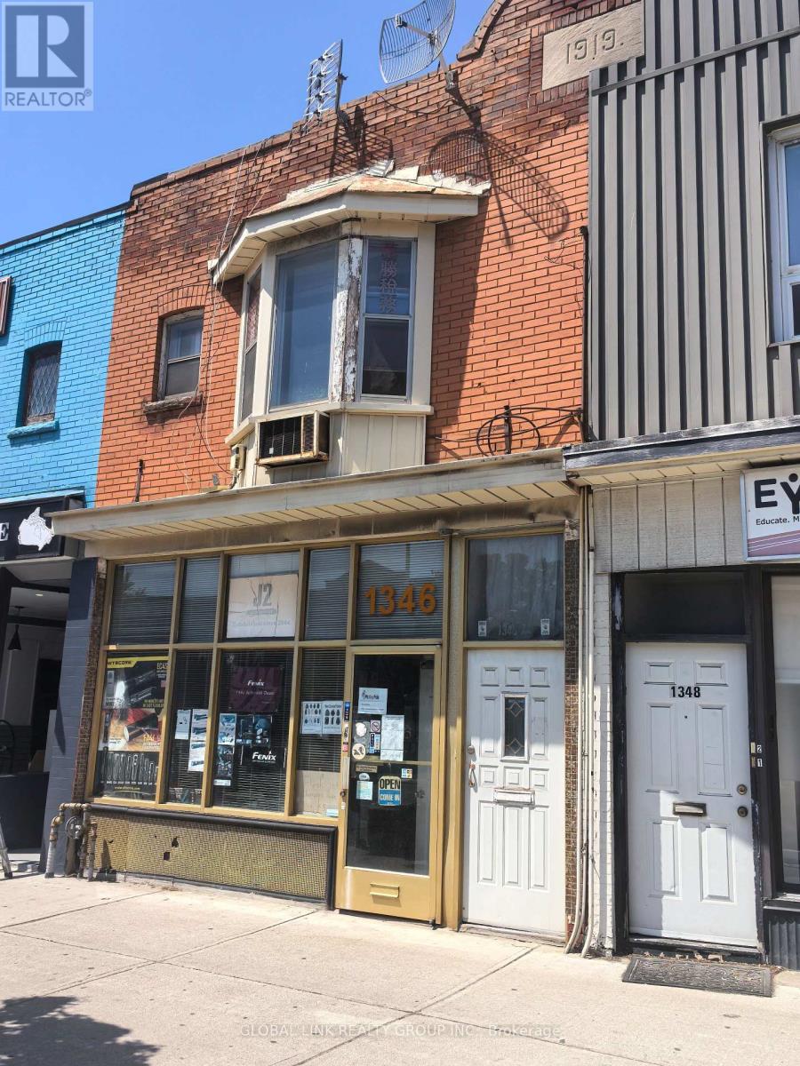 1346 Danforth Avenue, Toronto, Ontario  M4J 1M9 - Photo 2 - E13691142