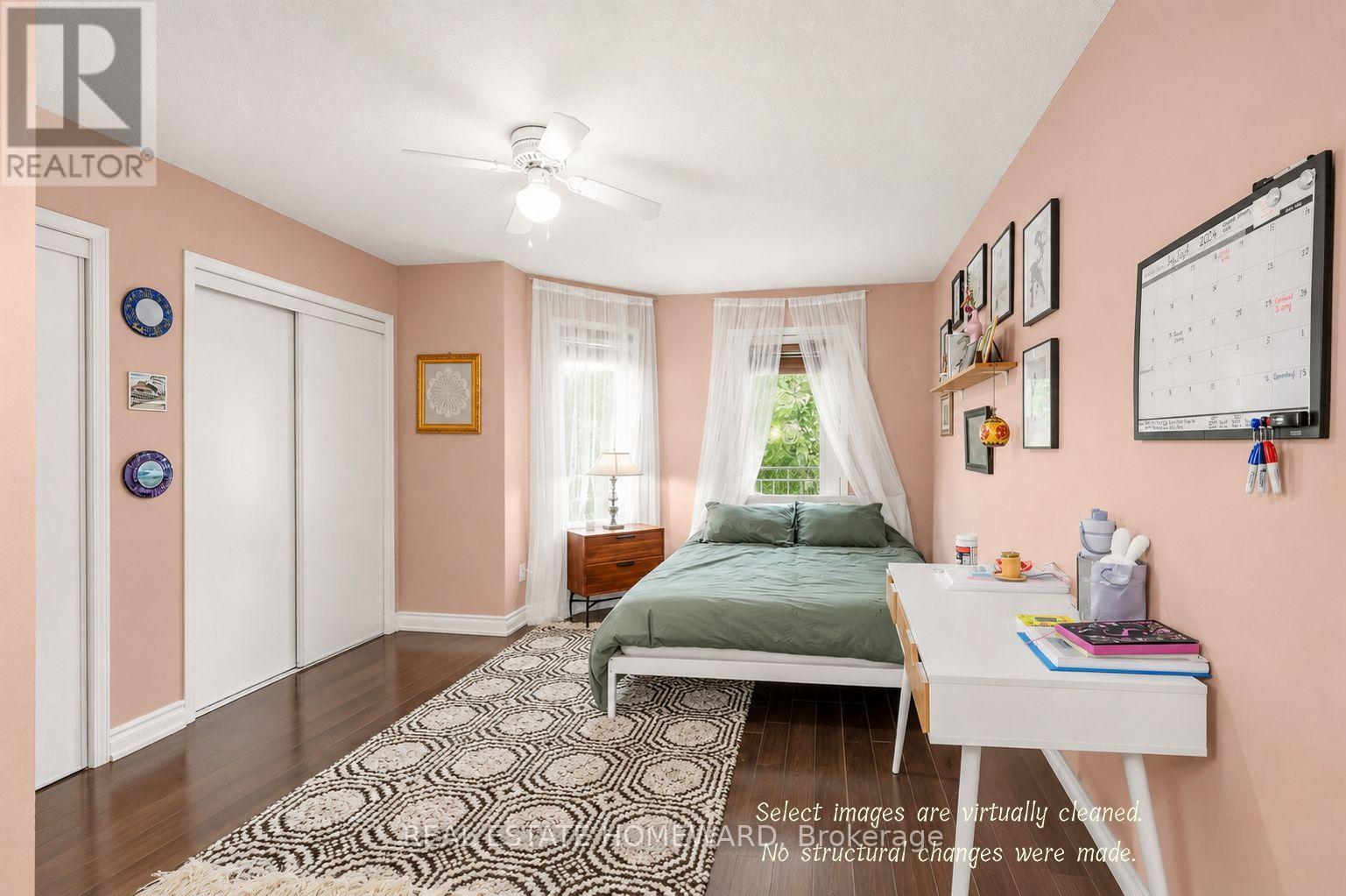 24 Filmic Lane, Toronto, Ontario  M4M 3R1 - Photo 15 - E13691164