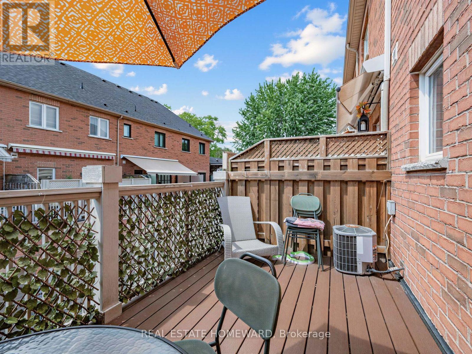 24 Filmic Lane, Toronto, Ontario  M4M 3R1 - Photo 23 - E13691164