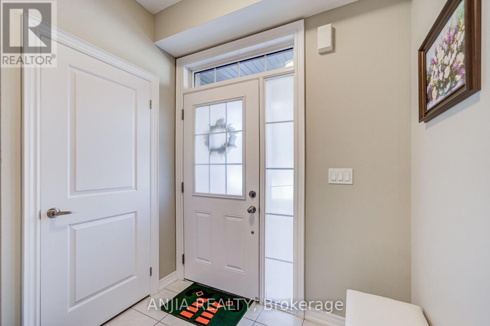 33 Aldridge Lane, Clarington, Ontario  L1B 0V6 - Photo 6 - E13691268