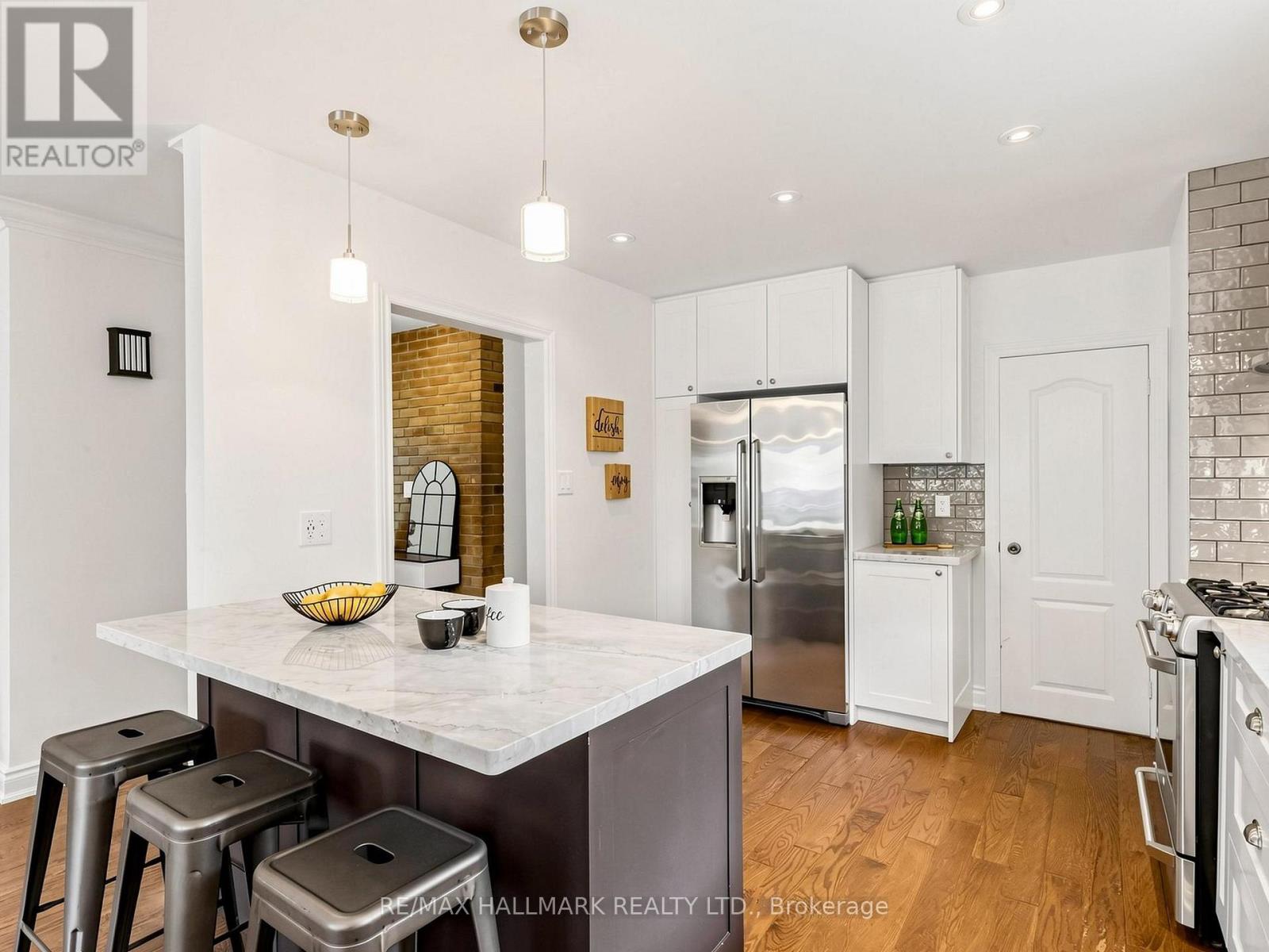 7 Panmure Crescent, Toronto, Ontario  M1K 4Y5 - Photo 13 - E13691352