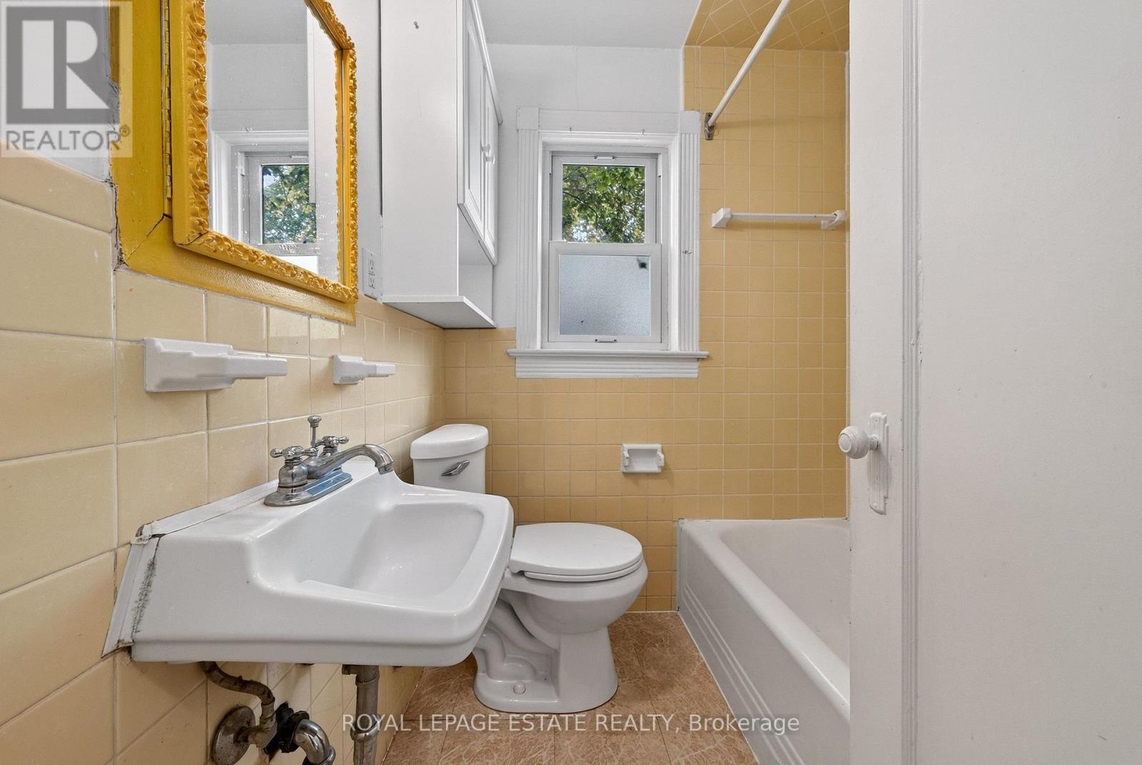 29 Red Deer Avenue, Toronto, Ontario  M1N 2Z1 - Photo 15 - E13691408