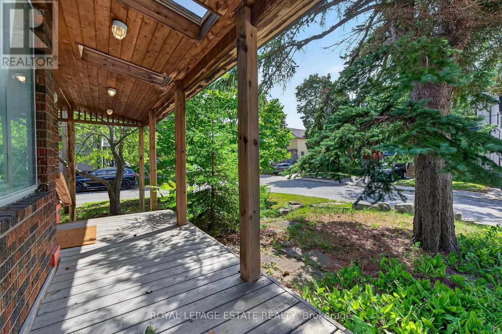 29 Red Deer Avenue, Toronto, Ontario  M1N 2Z1 - Photo 31 - E13691408