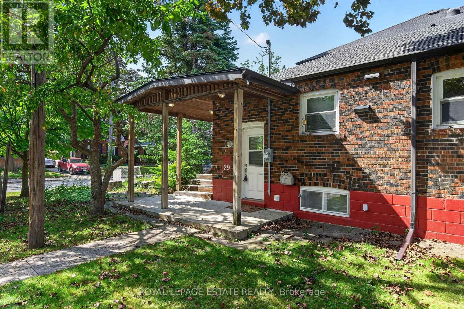 29 Red Deer Avenue, Toronto, Ontario  M1N 2Z1 - Photo 34 - E13691408