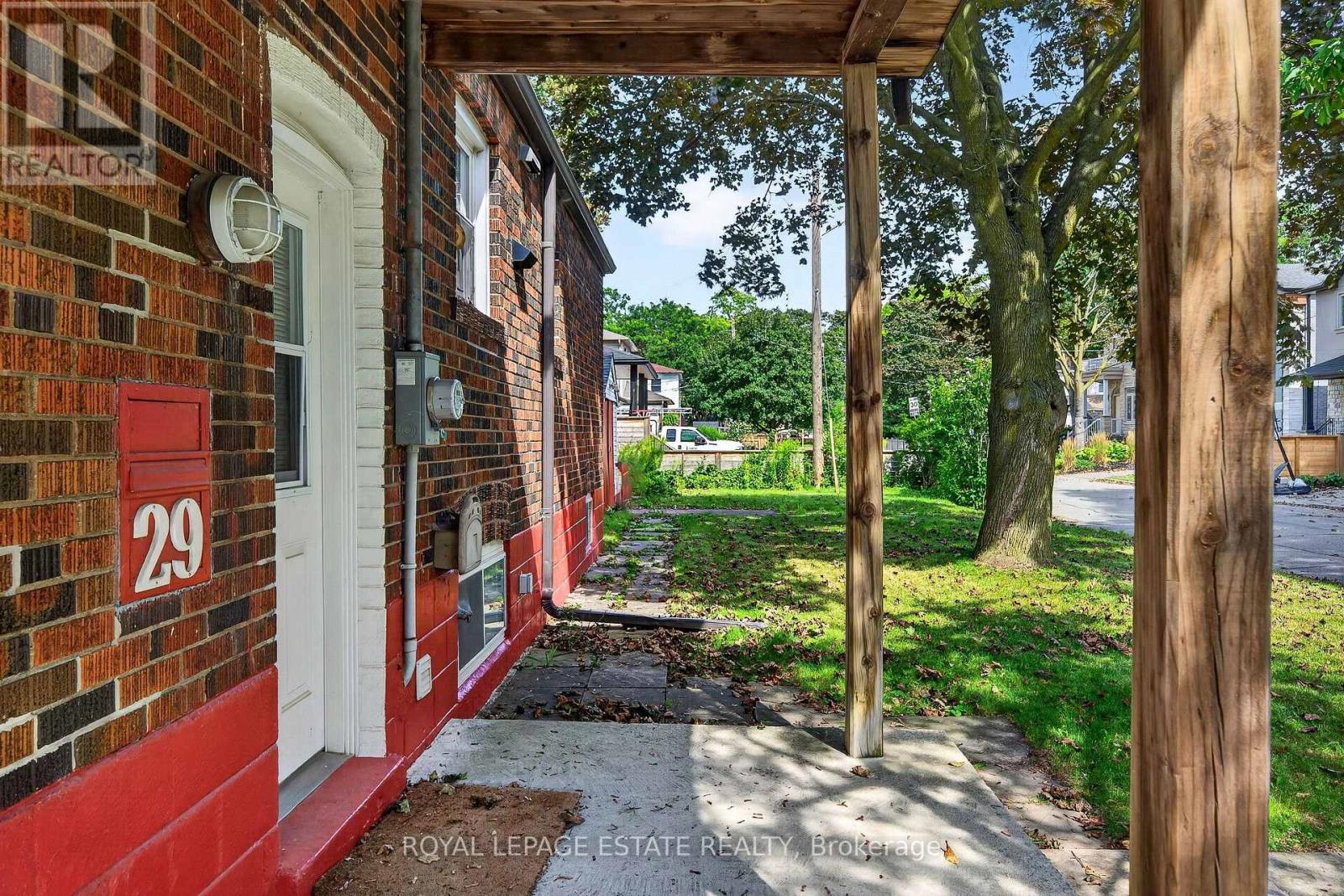 29 Red Deer Avenue, Toronto, Ontario  M1N 2Z1 - Photo 35 - E13691408